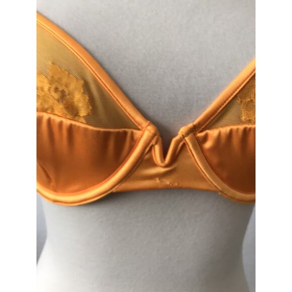 Savage X Fenty Lingerie Strap Up Lace Underwire Plunge Bra FLAW - Picture 2 of 12